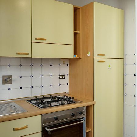 Central 1 Bedroom Apartment In The City Center Floransa Dış mekan fotoğraf