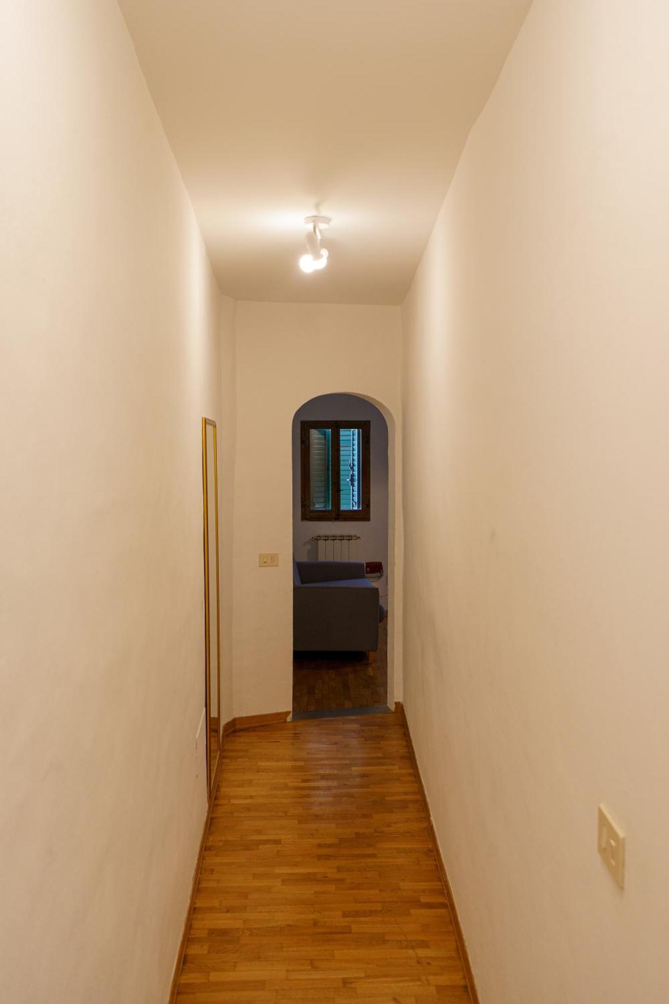 Central 1 Bedroom Apartment In The City Center Floransa Dış mekan fotoğraf