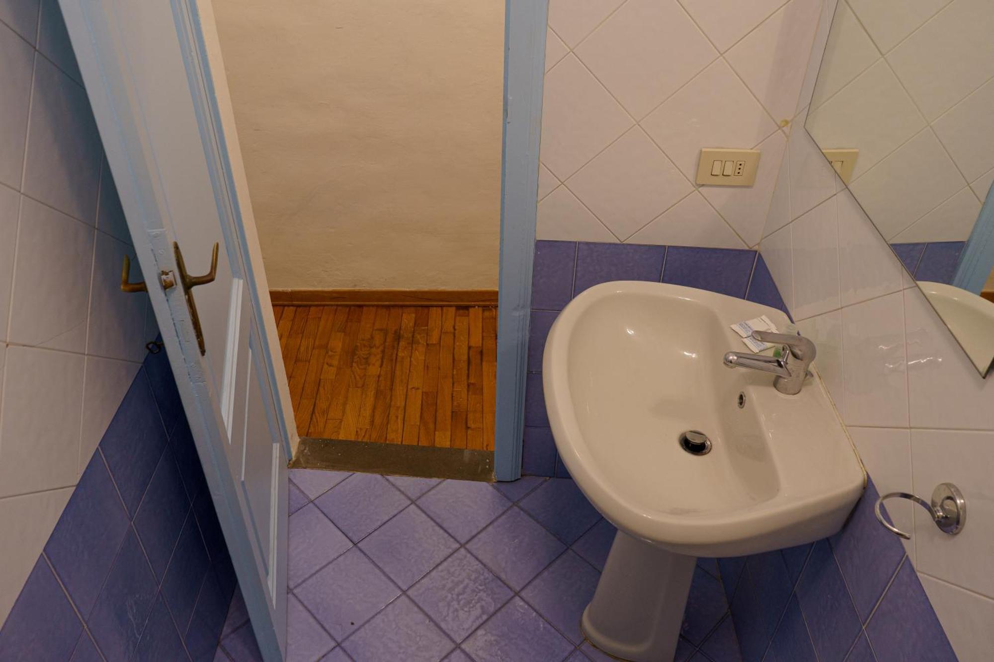 Central 1 Bedroom Apartment In The City Center Floransa Dış mekan fotoğraf